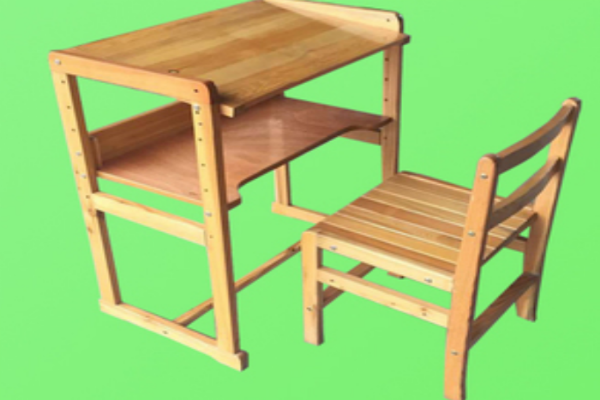 优质学生实木桌椅
