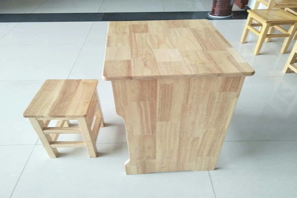 购买实木桌椅
