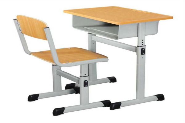 新疆实木升降课桌椅厂家解析升降课桌椅对孩子有多重要？